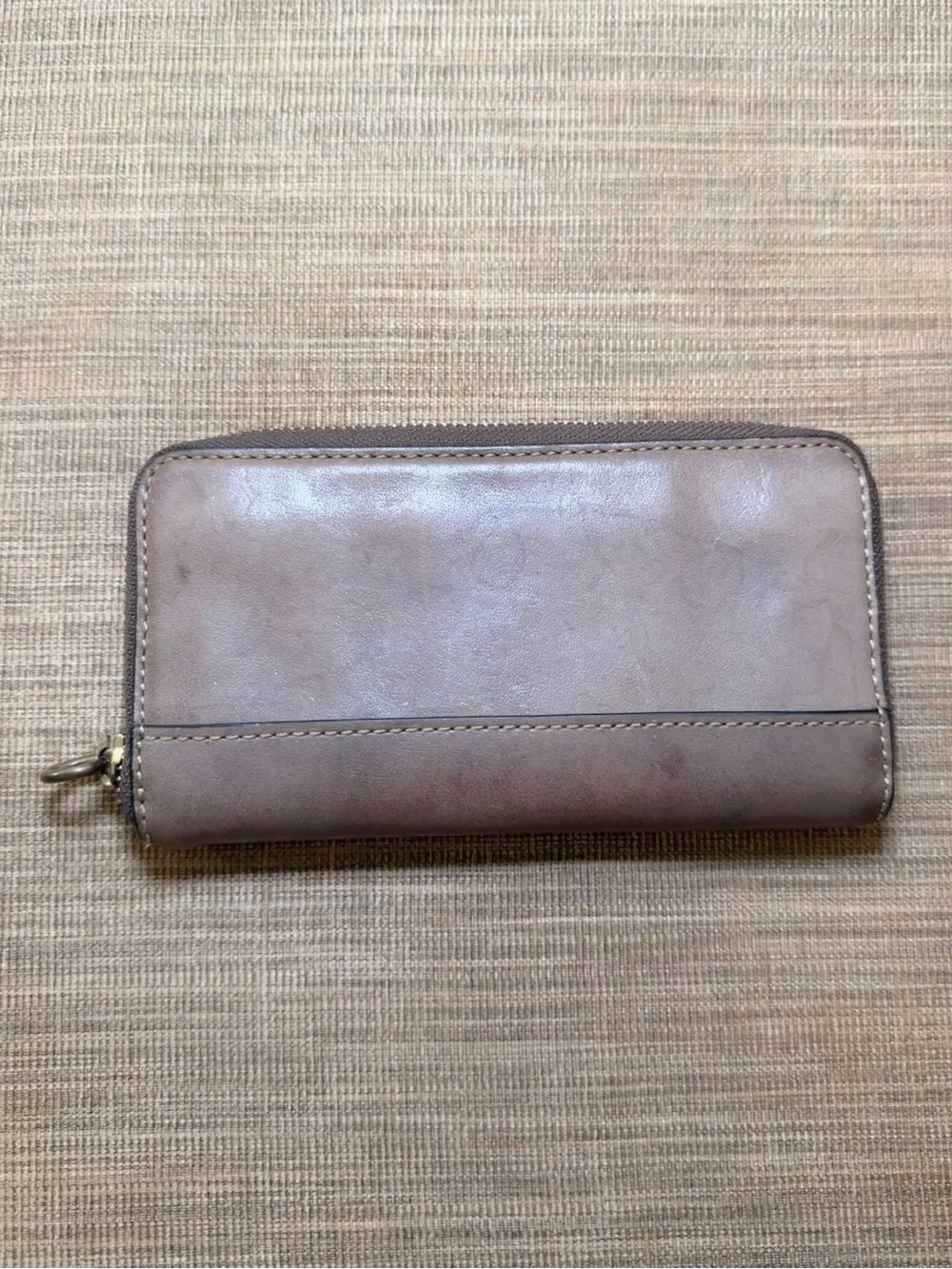 Frye Melissa Gray Taupe Leather Zip Around Wallet